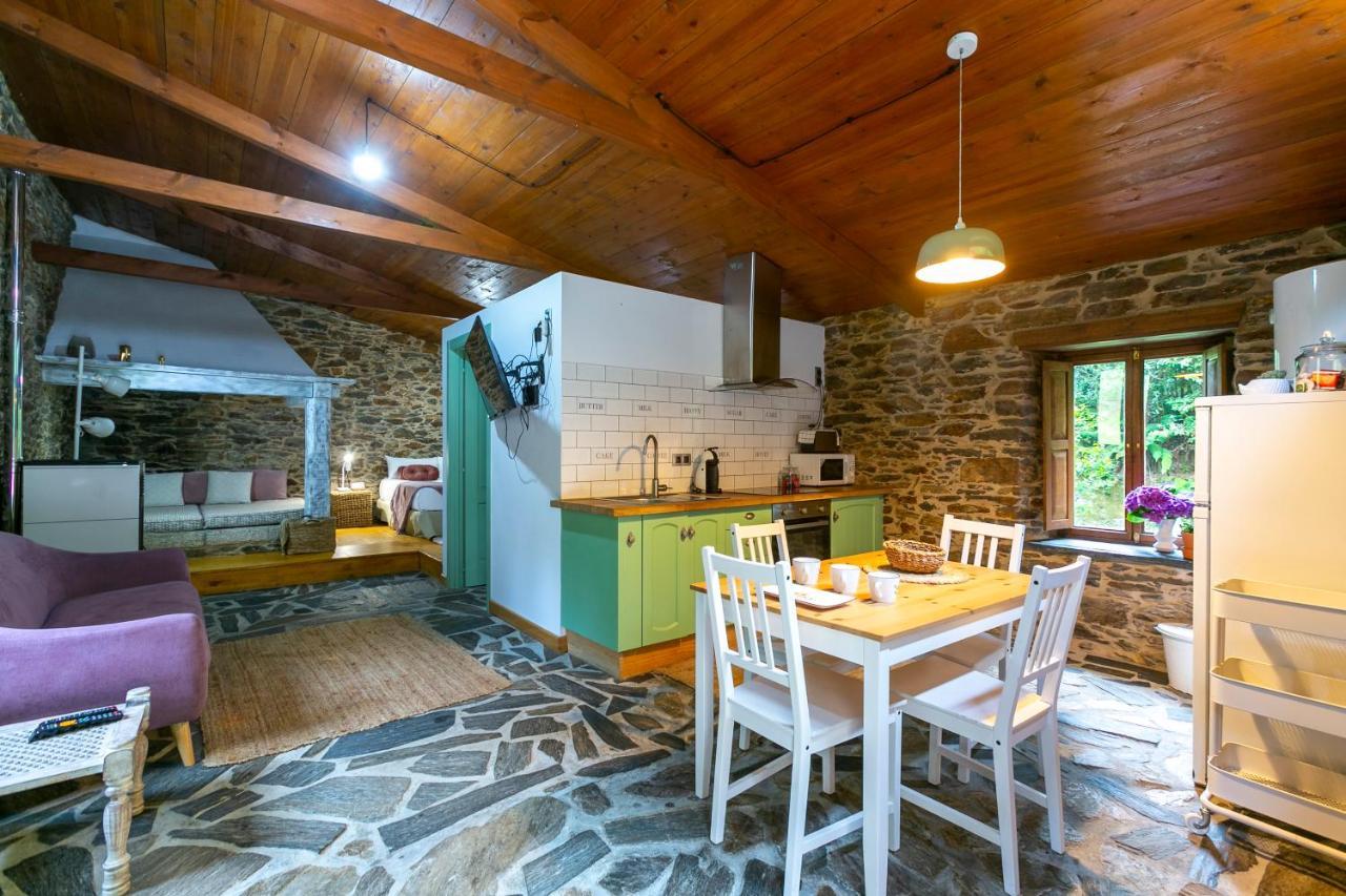 Casas Del Molino - Muinos Do Mainzoso Turismo Rural Paderne 외부 사진