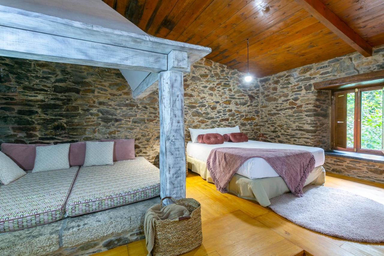 Casas Del Molino - Muinos Do Mainzoso Turismo Rural Paderne 외부 사진